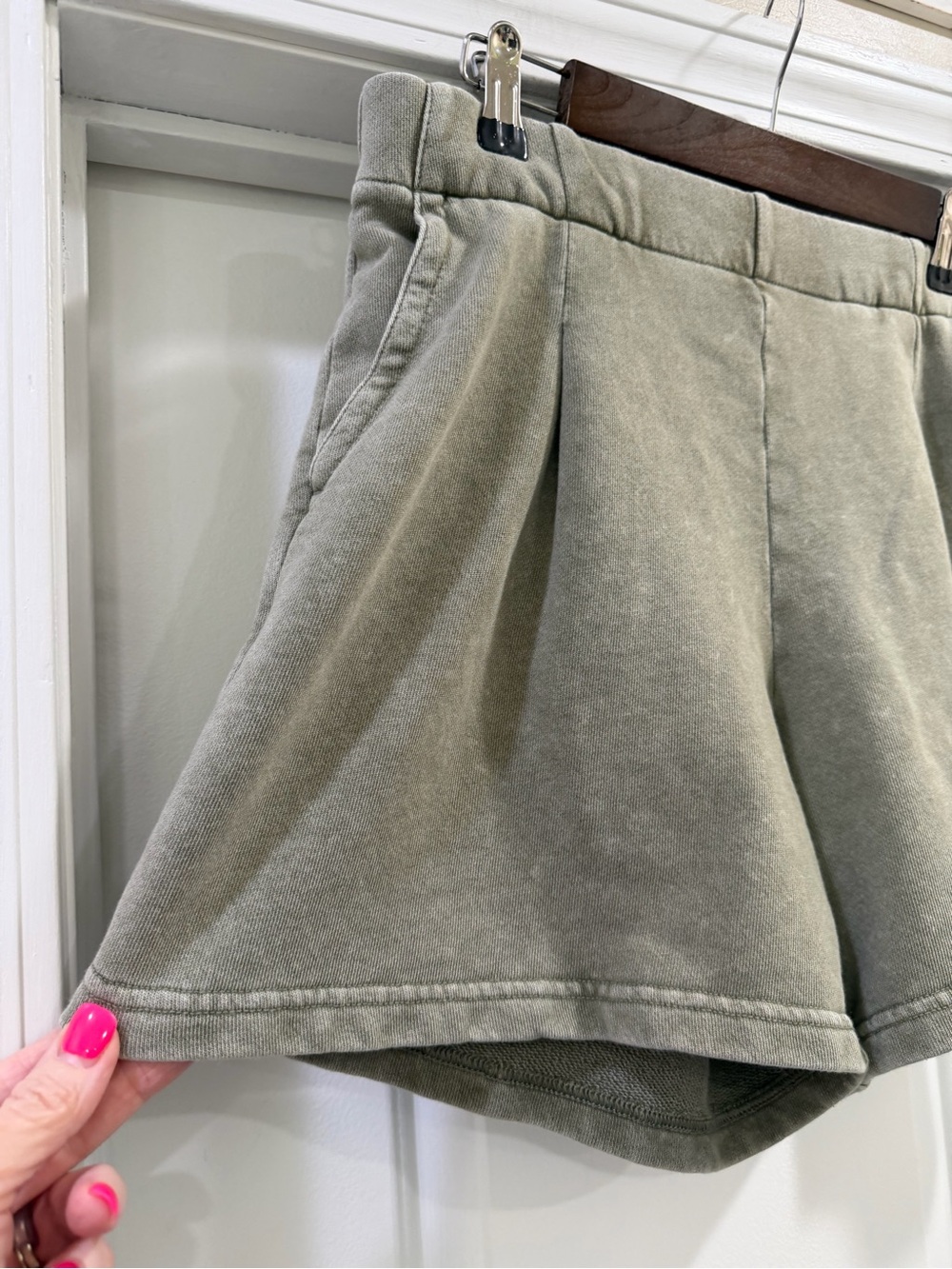 aerie Olive Pull-On Terry Cotton Shorts Size Medium - Picture 4 of 12